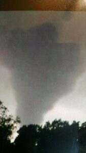 tornado+picture